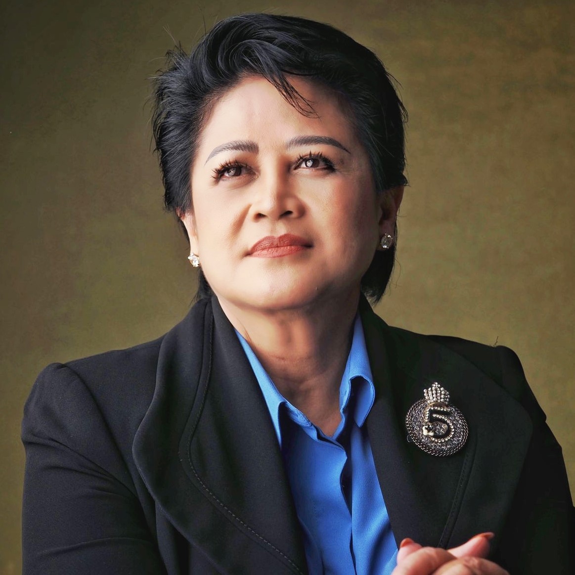 Bakrie  Connie Rahakundini 